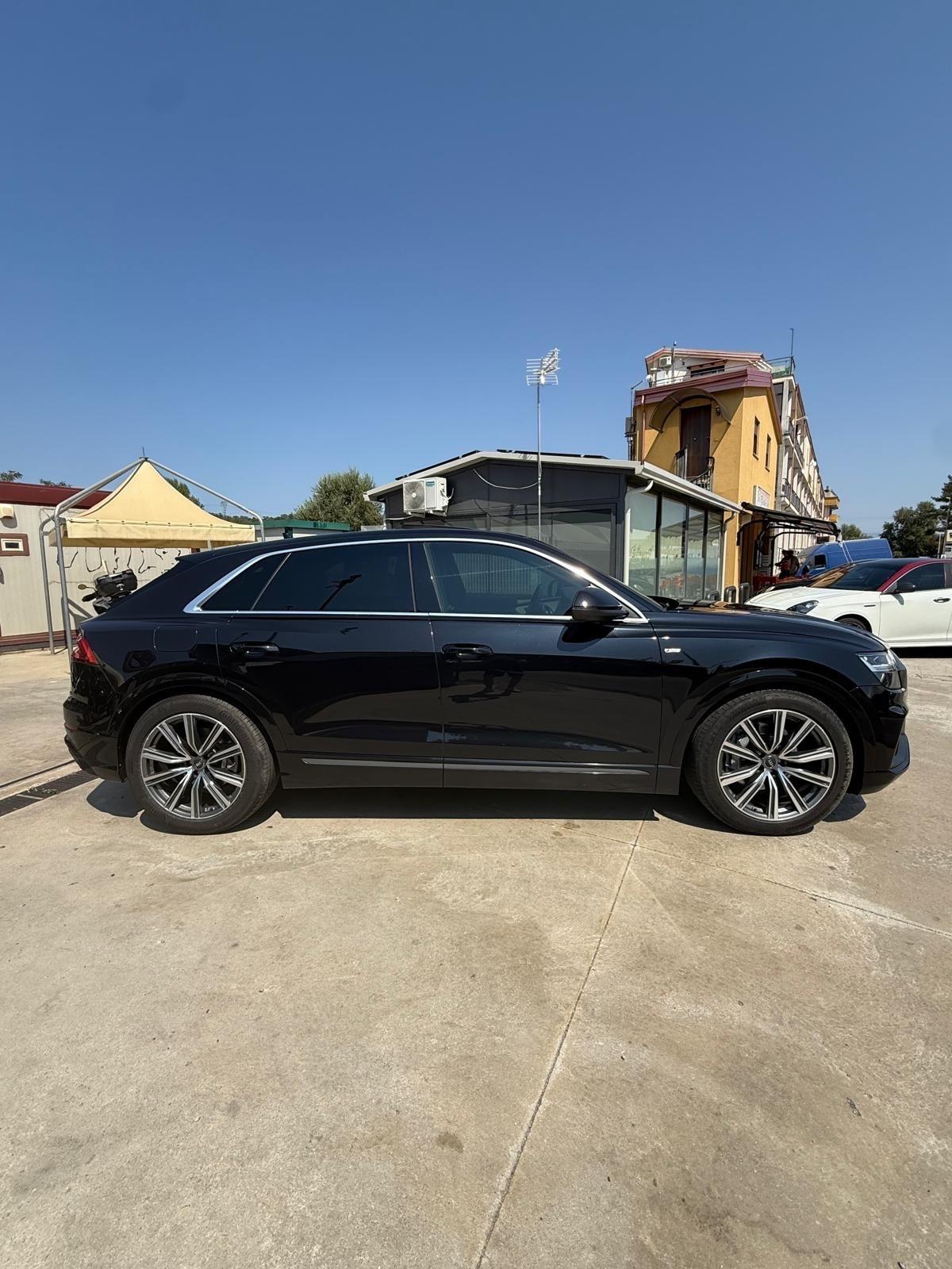Audi Q8 50 TDI 286 CV quattro tiptronic Sport