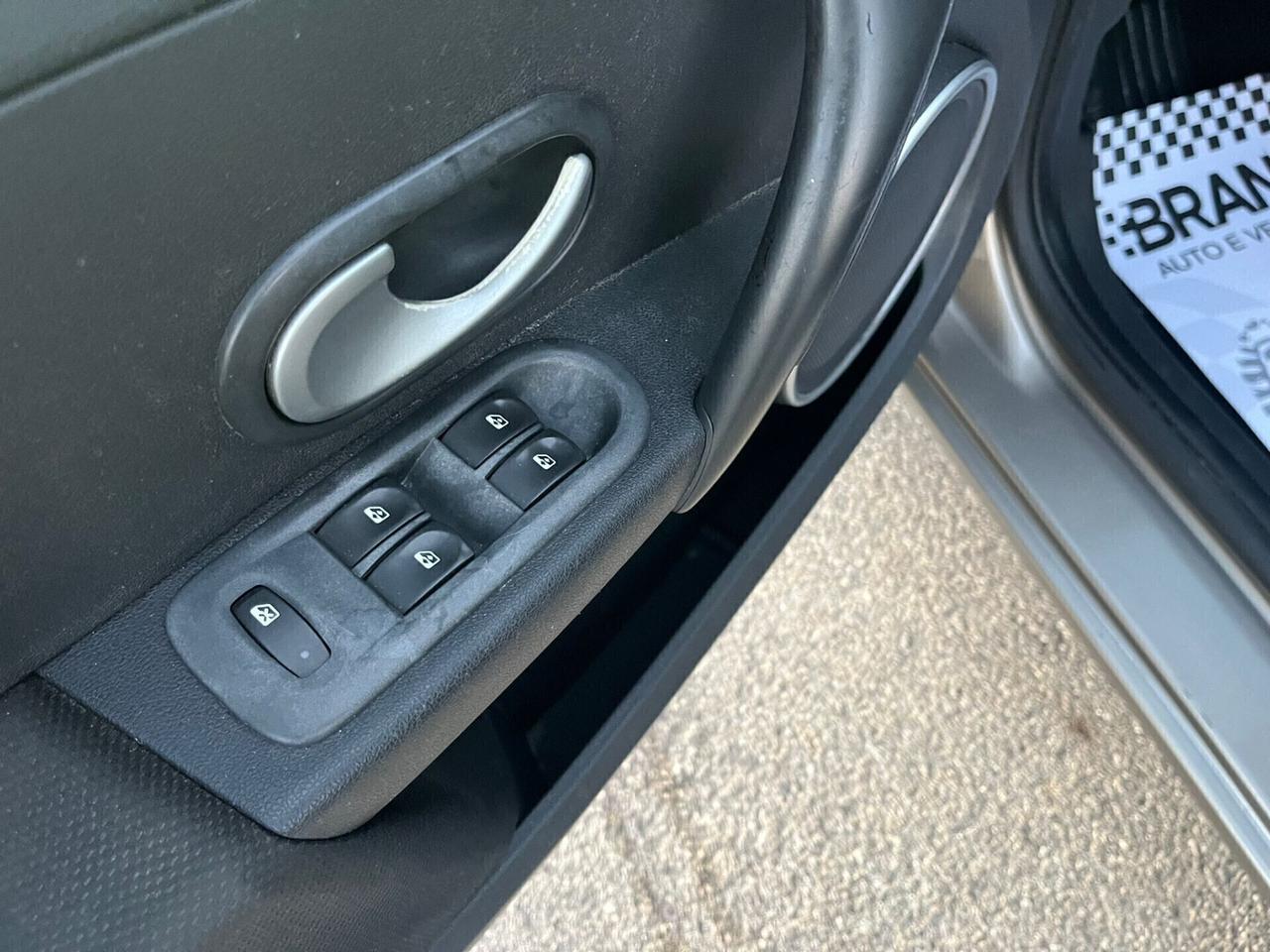 Renault Clio 1200 SporTour 2008