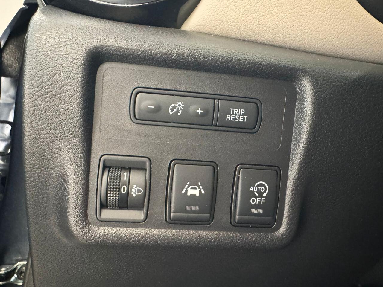 Nissan Micra IG-T 92 5 porte Tekna