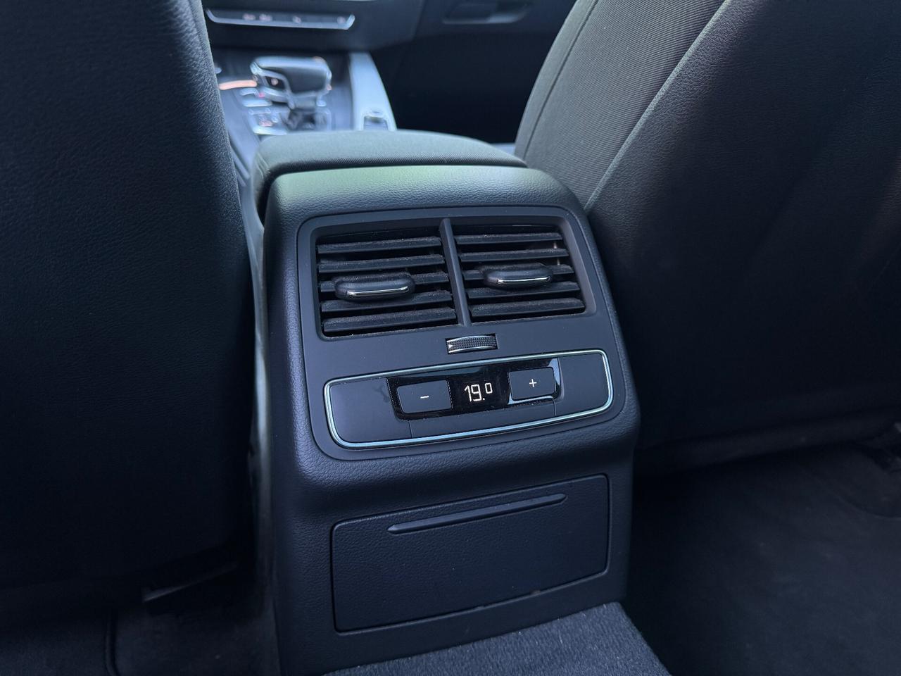 Audi A4 2.0 TDI 150 CV ultra S-Line Sport