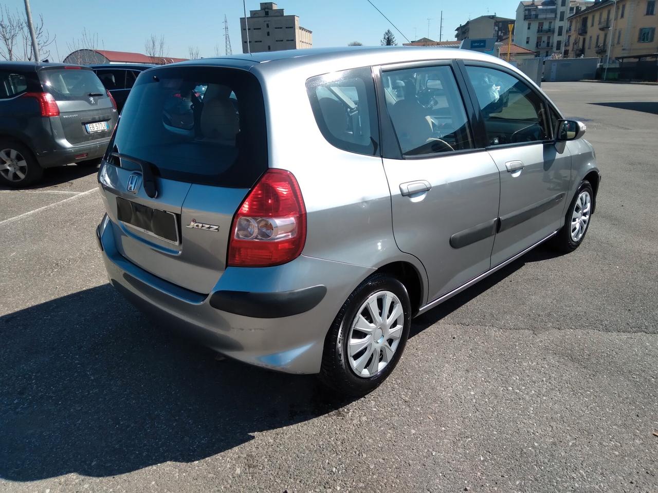 Honda Jazz 1.4 i-DSi 5p. LS Appeal x neopatentati