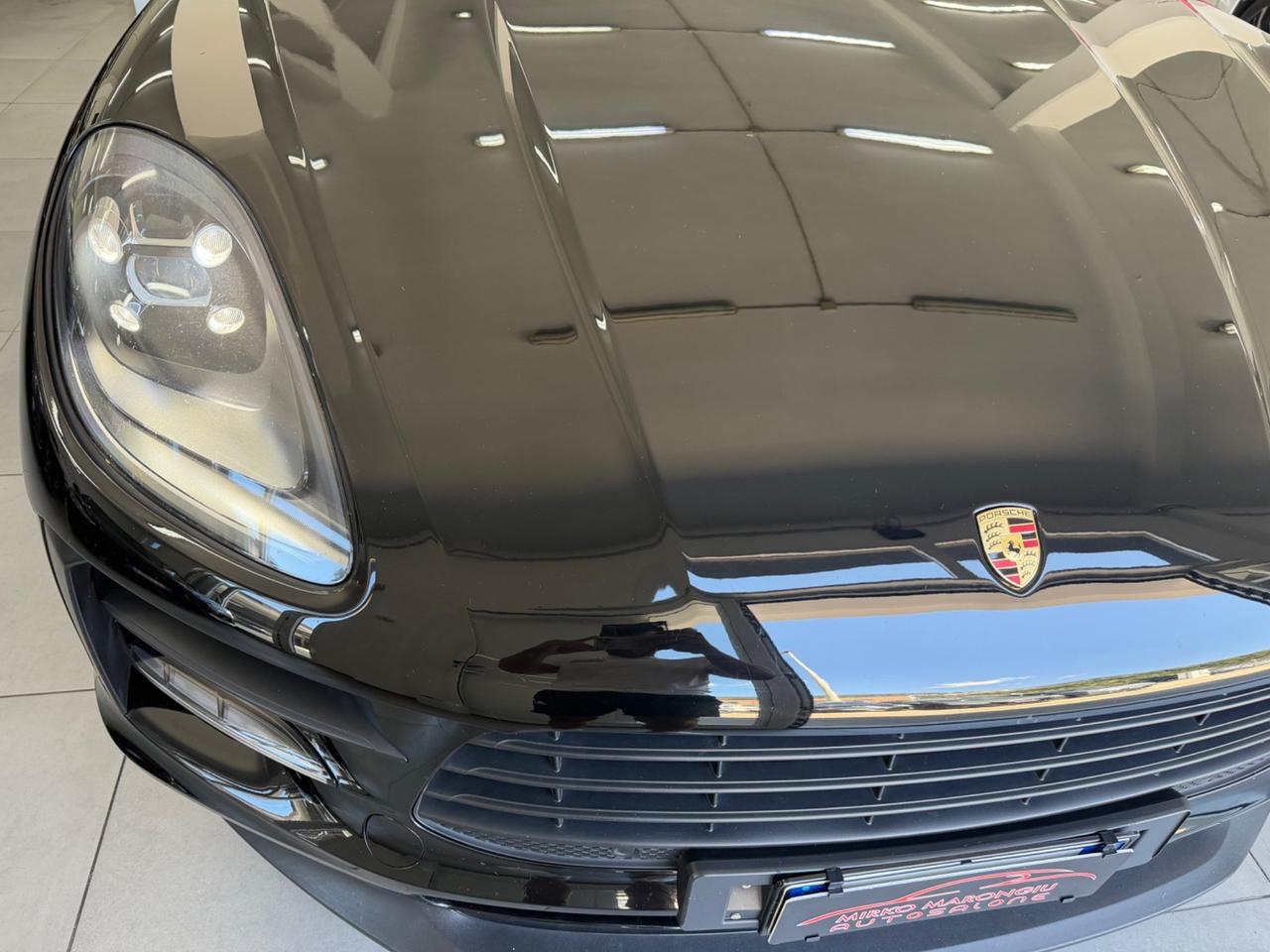 Porsche Macan 2.0 245 TETTO FULL finanziabile