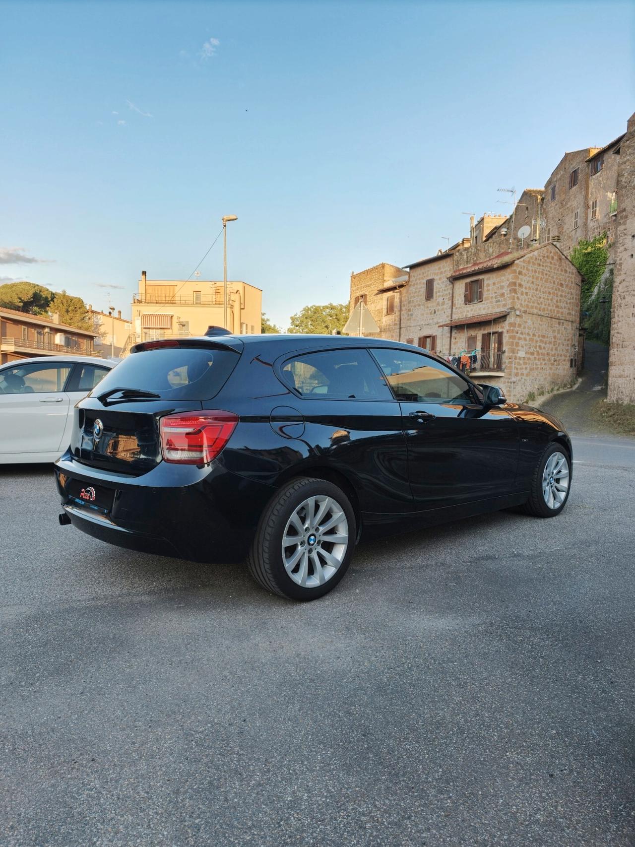 Bmw 118 116d 3p. Sport