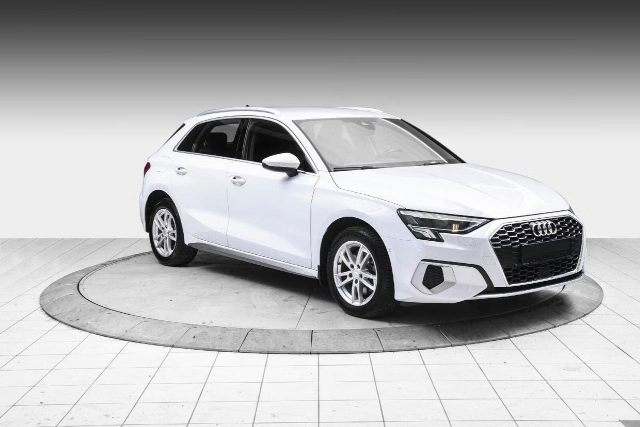 Audi A3 Sportback 40 TFSIe Advanced Business