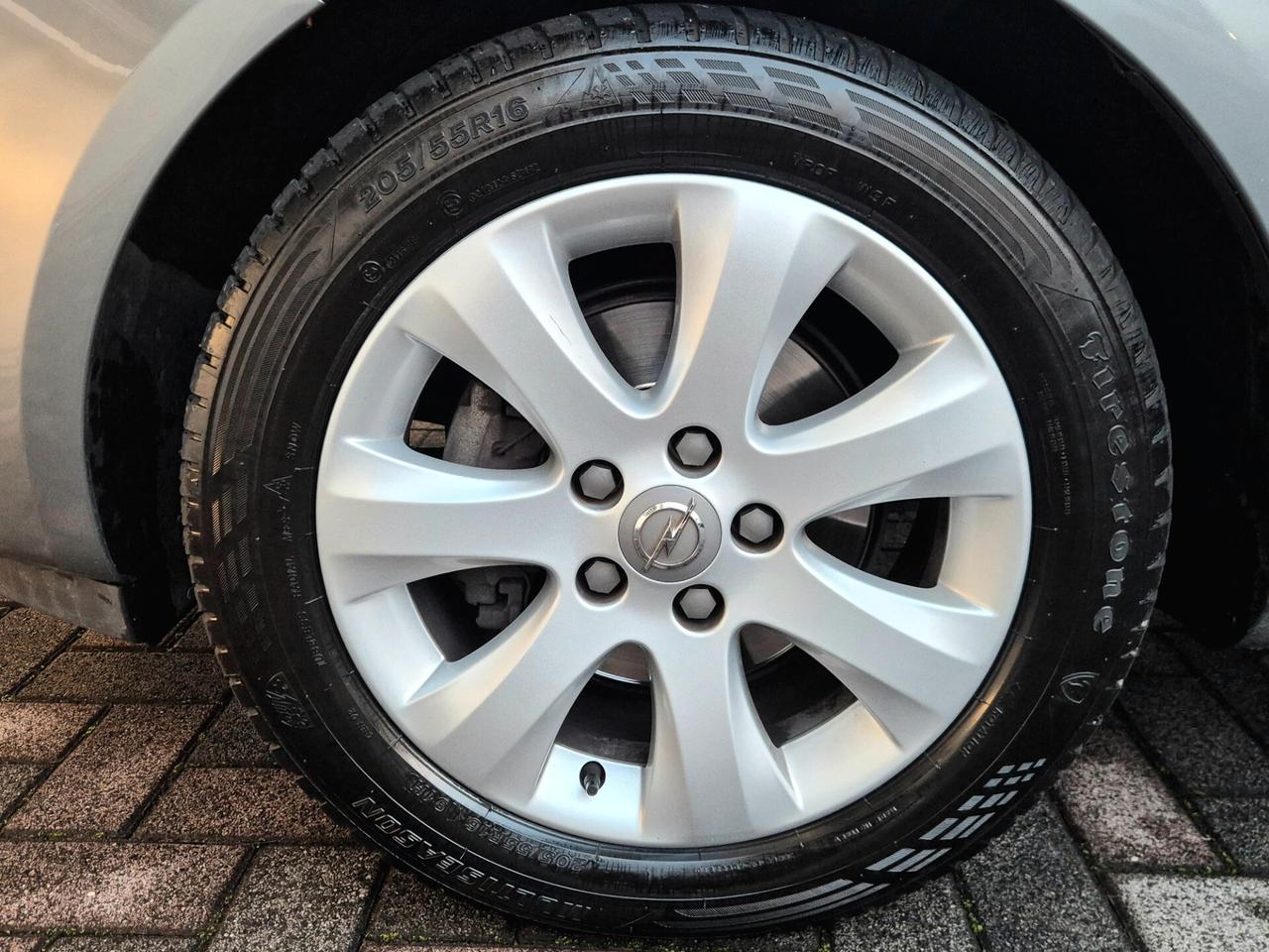 Opel Meriva 1.3 CDTI 95CV ecoFLEX Cosmo