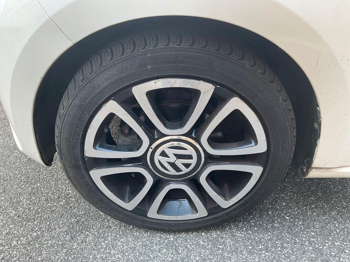 Volkswagen up! 1.0 75 CV 5p. high up! ASG