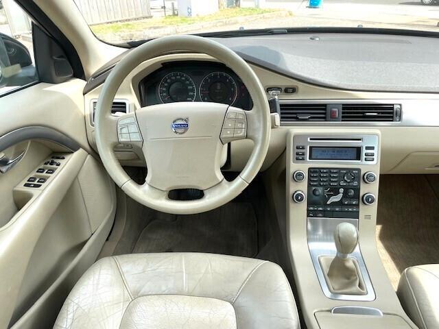 Volvo S80 2.4 D5 205 CV Summum