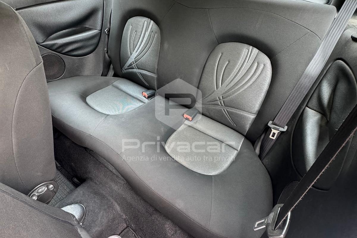 LANCIA Ypsilon 1.2 69 CV Unyca
