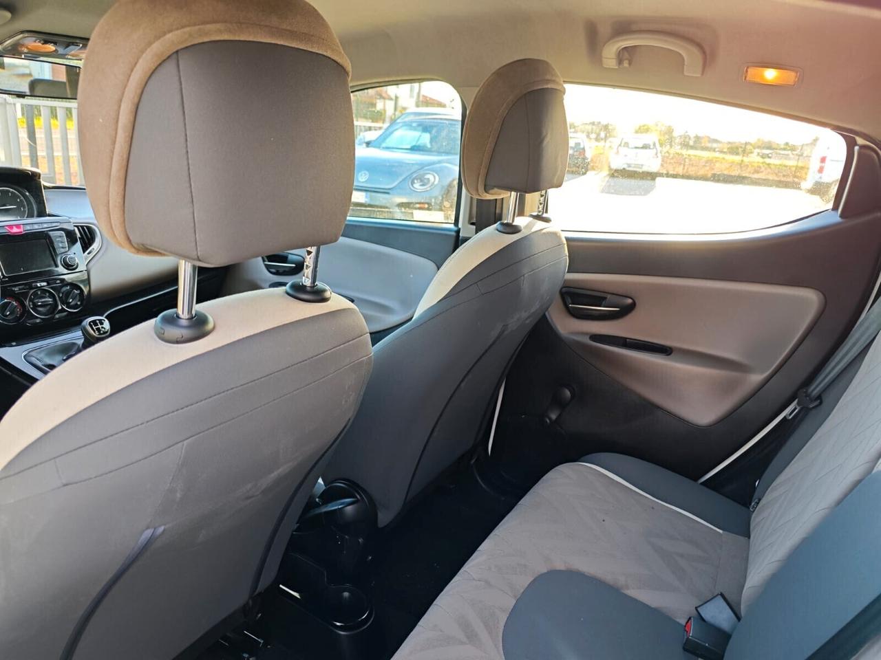 Lancia Ypsilon 1.3 MJT 16V 95 CV 5 porte S&S Gold