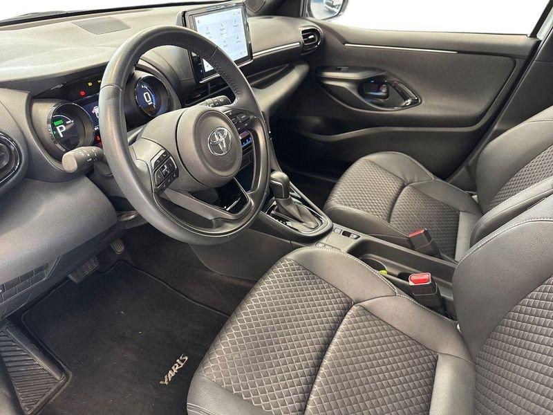 Toyota Yaris Hybrid Style MY22