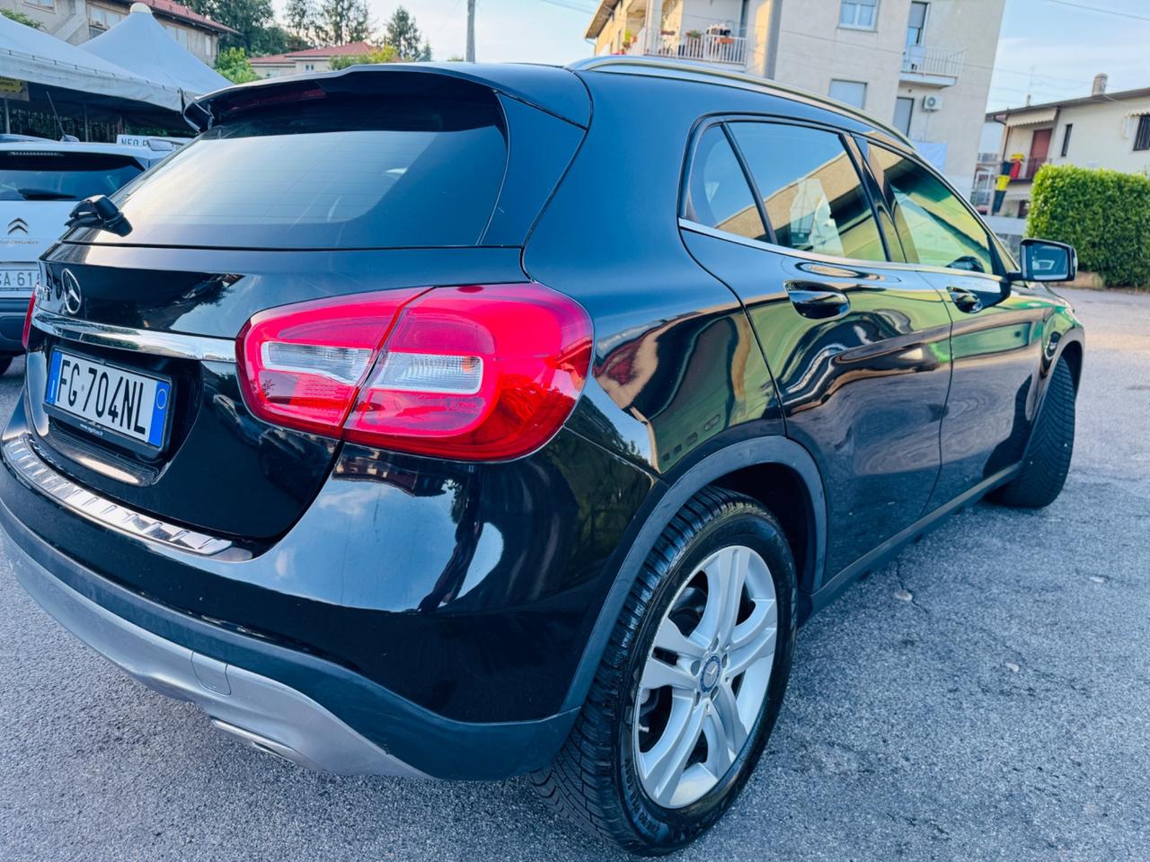Mercedes-benz GLA 200 d Premium