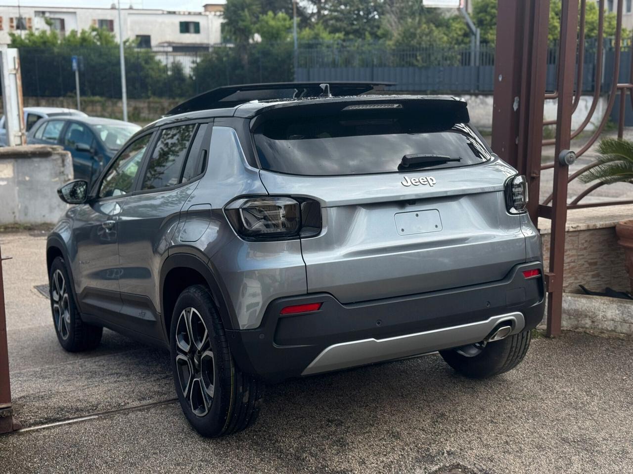 Jeep Avenger 1.2 Turbo 100 CV Summit