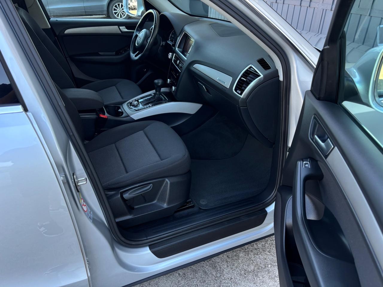 Audi Q5 2.0 TDI 177CV quattro S tronic. Garanzia 12mesi