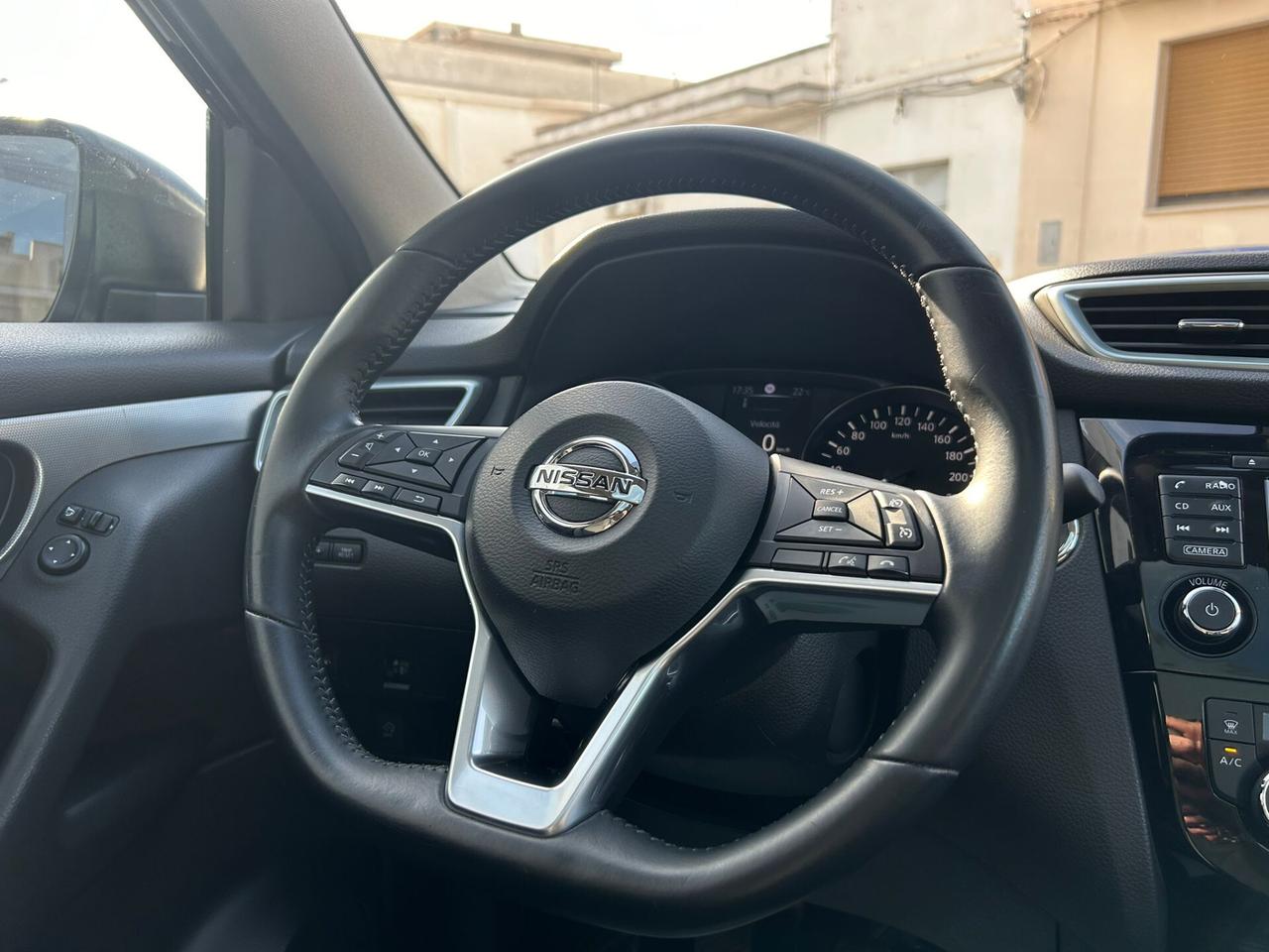 Nissan Qashqai 1.5 DCI TEKNA TETTO/360°-12/2017