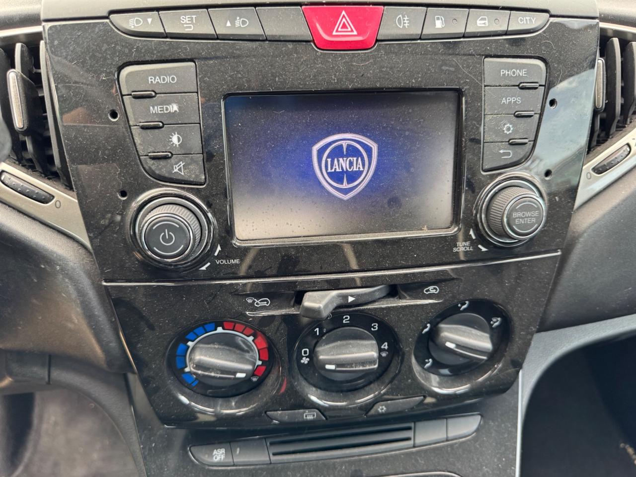 Lancia Ypsilon 1.2 69 CV 5 porte GPL Ecochic Mya