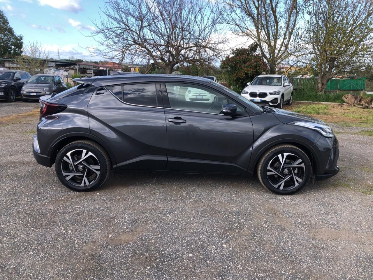 Toyota C-HR 2.0 Hybrid **IN ARRIVO A BREVE**