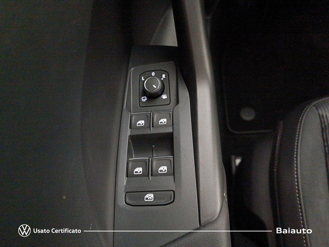 Volkswagen T-Cross 1.0 tsi 115cv r-line