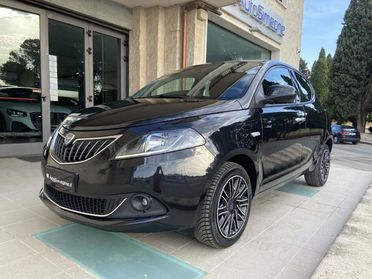 LANCIA Ypsilon 1.0 FireFly 5 porte S&S Hybrid Gold 5 posti.