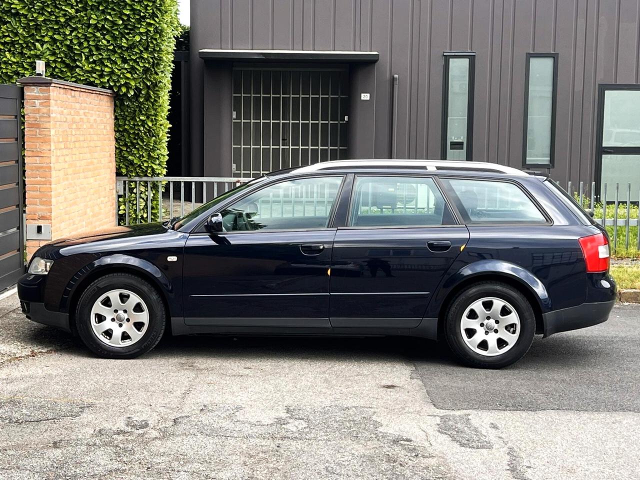 Audi A4 1.9TDi 130cv-U.Prop-Tag.Cert-5Raporti-2002