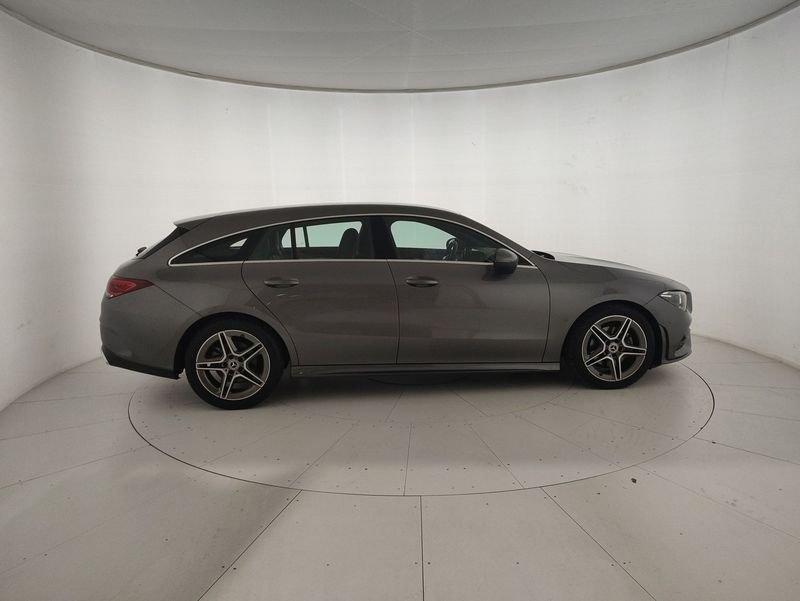 Mercedes-Benz CLA Shooting Brake 180 d Premium auto