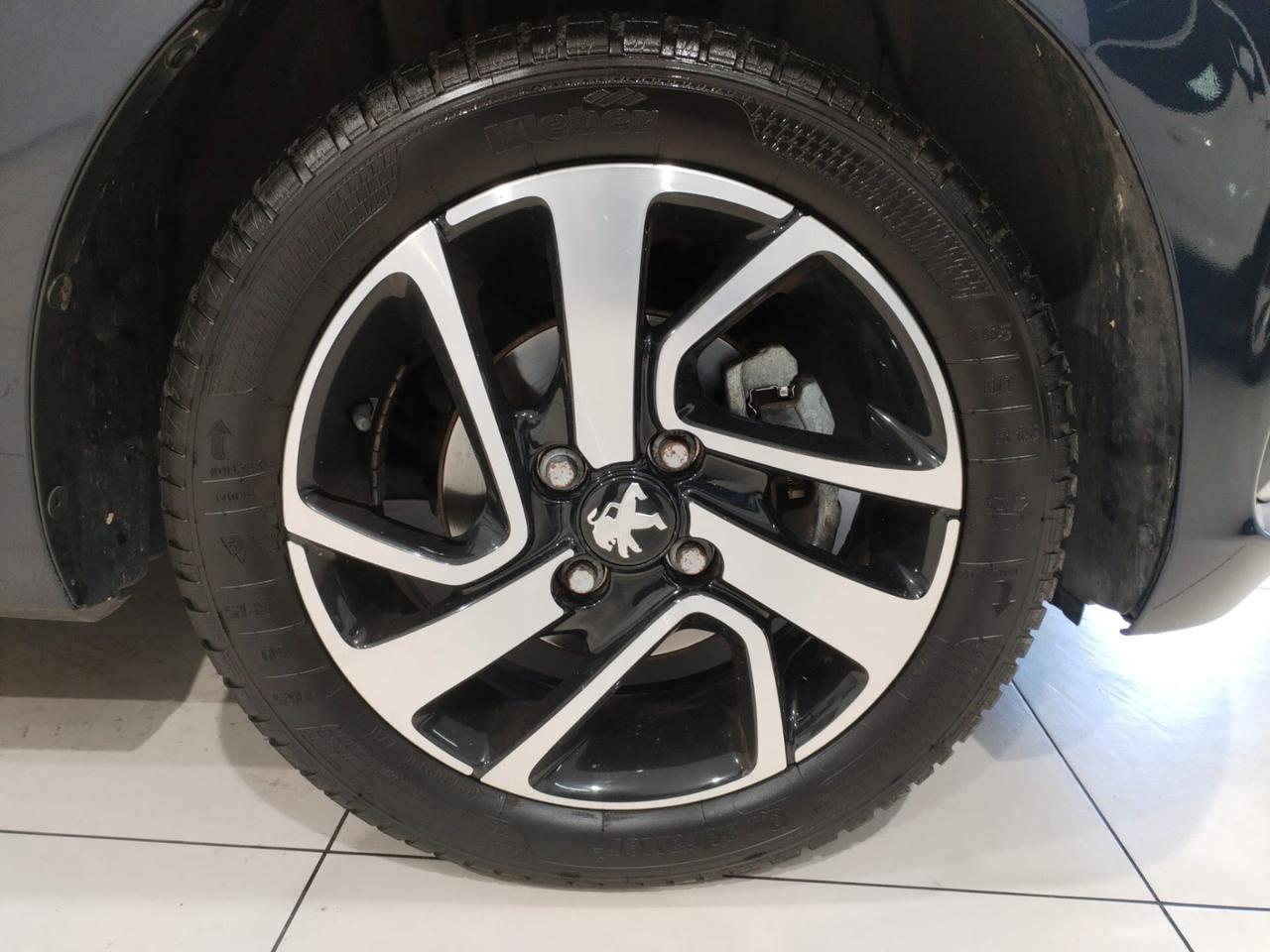 Peugeot 108 VTi 68 5 porte Allure