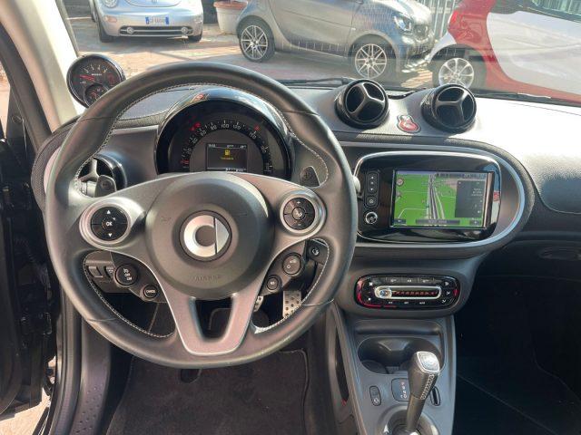 SMART ForTwo BRABUS 0.9 TWINAMIC TURBO XCLUSIVE NAVI LED