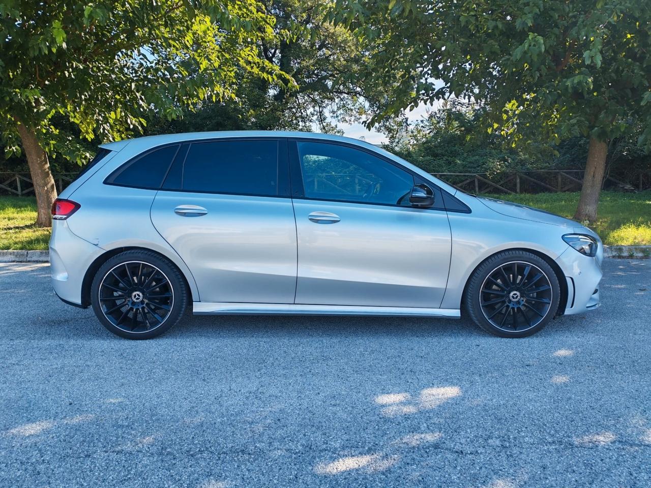 Mercedes-benz B 180 d Premium AMG Line