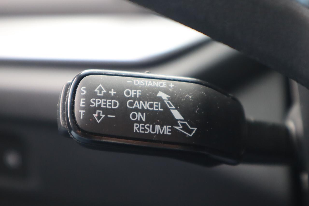 Skoda Octavia 2.0 TDI 115 CV DSG ACC LED KEYLESS CERCHI IN LEGA