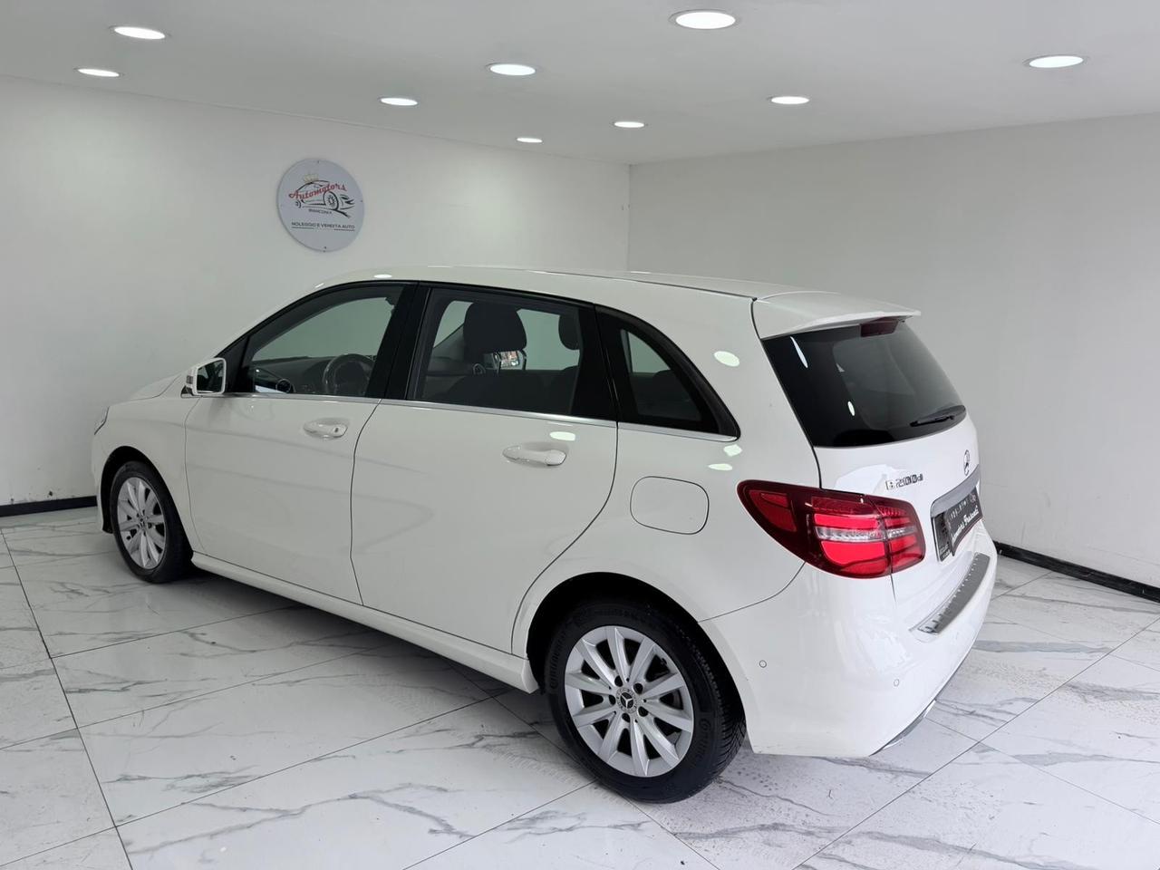 Mercedes-benz B 200 d Automatic -GARANTITA-LED-2018