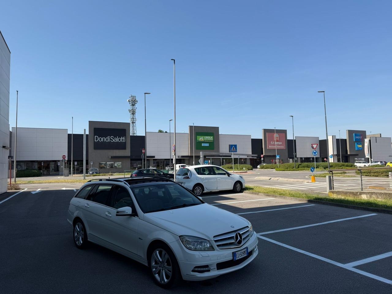 Mercedes-benz C 220 CDI BlueEFFICIENCY Avantgarde