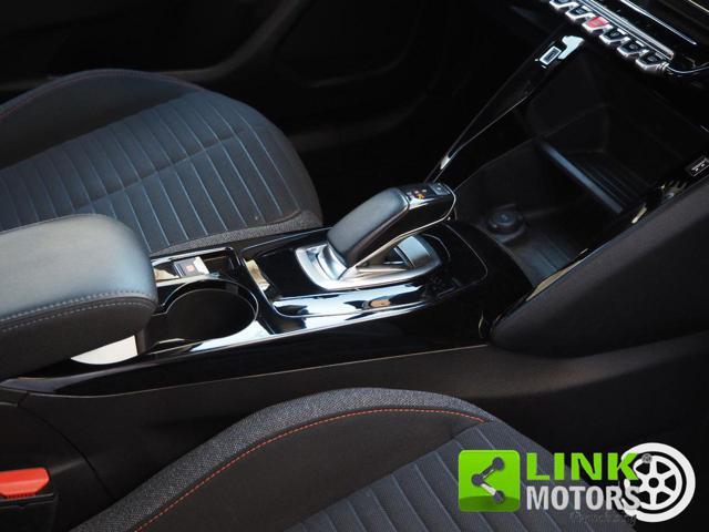 PEUGEOT 2008 motore elettrico 136 CV Active