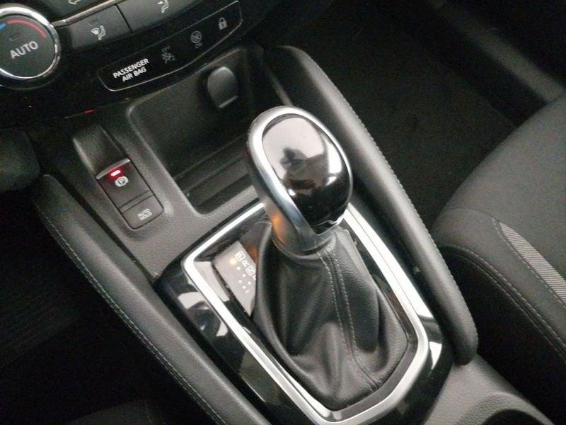 Nissan Qashqai 1.5 dci Business 115cv dct