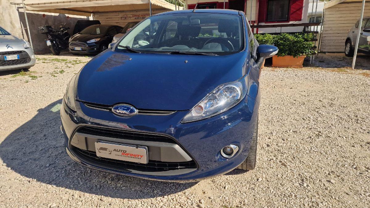 FORD - Fiesta - 1.4 16V 5p. Bz.- GPL Titanium Bs.