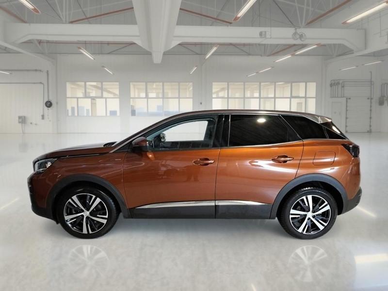 PEUGEOT 3008 Hybrid 225 e-EAT8 Allure