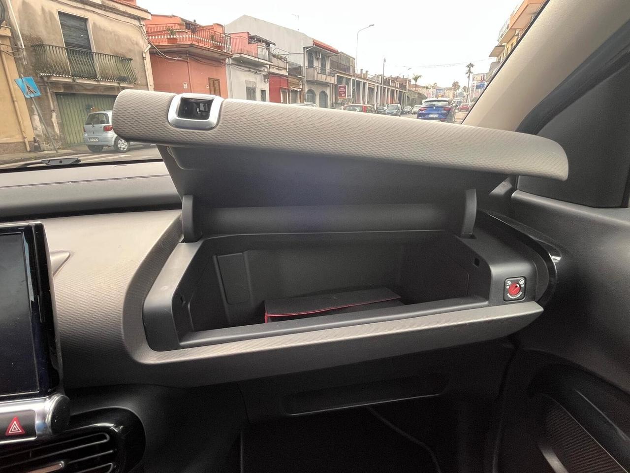 Citroen C4 Cactus BlueHDi 100 S&S Shine