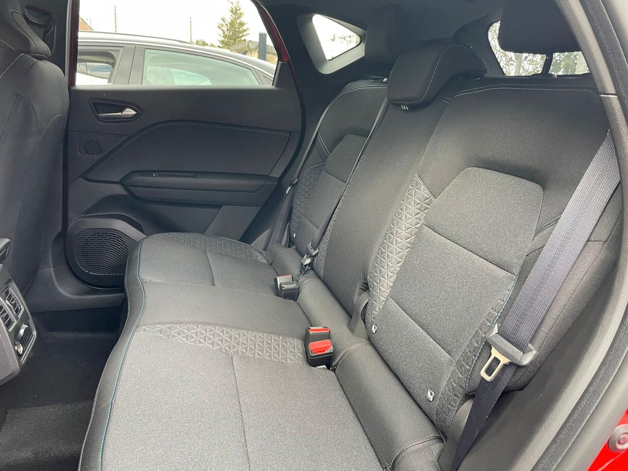 Renault Captur MITSUBISHI ASX 1.0 INVITE PLUS ECO-G