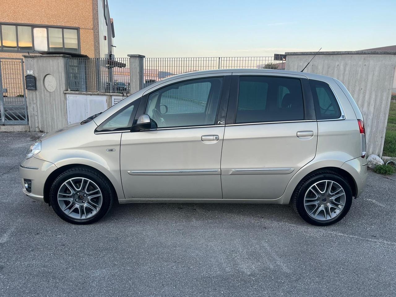 LANCIA MUSA 1.3 Mjt Poltrona Frau 156000 km