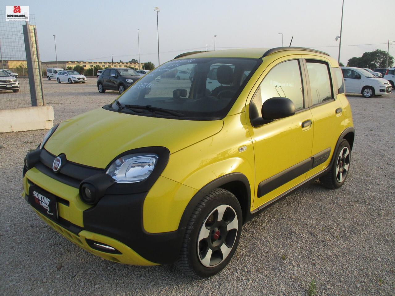 Fiat Panda 1.0 FireFly S&S Hybrid City Cross 70cv 10/2020 KM84000
