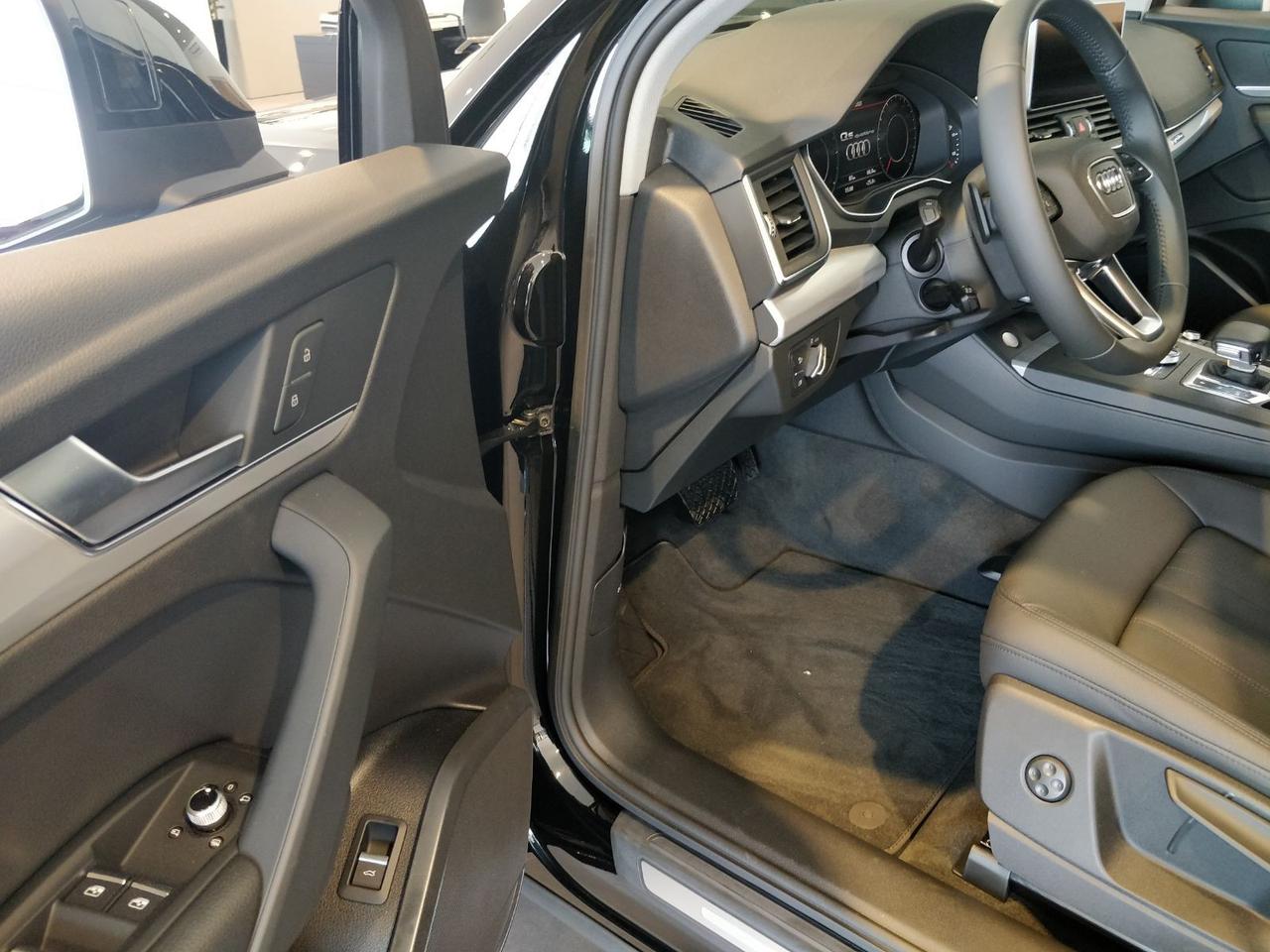 Audi Q5 40 2.0 tdi 190cv design quattro s tronic