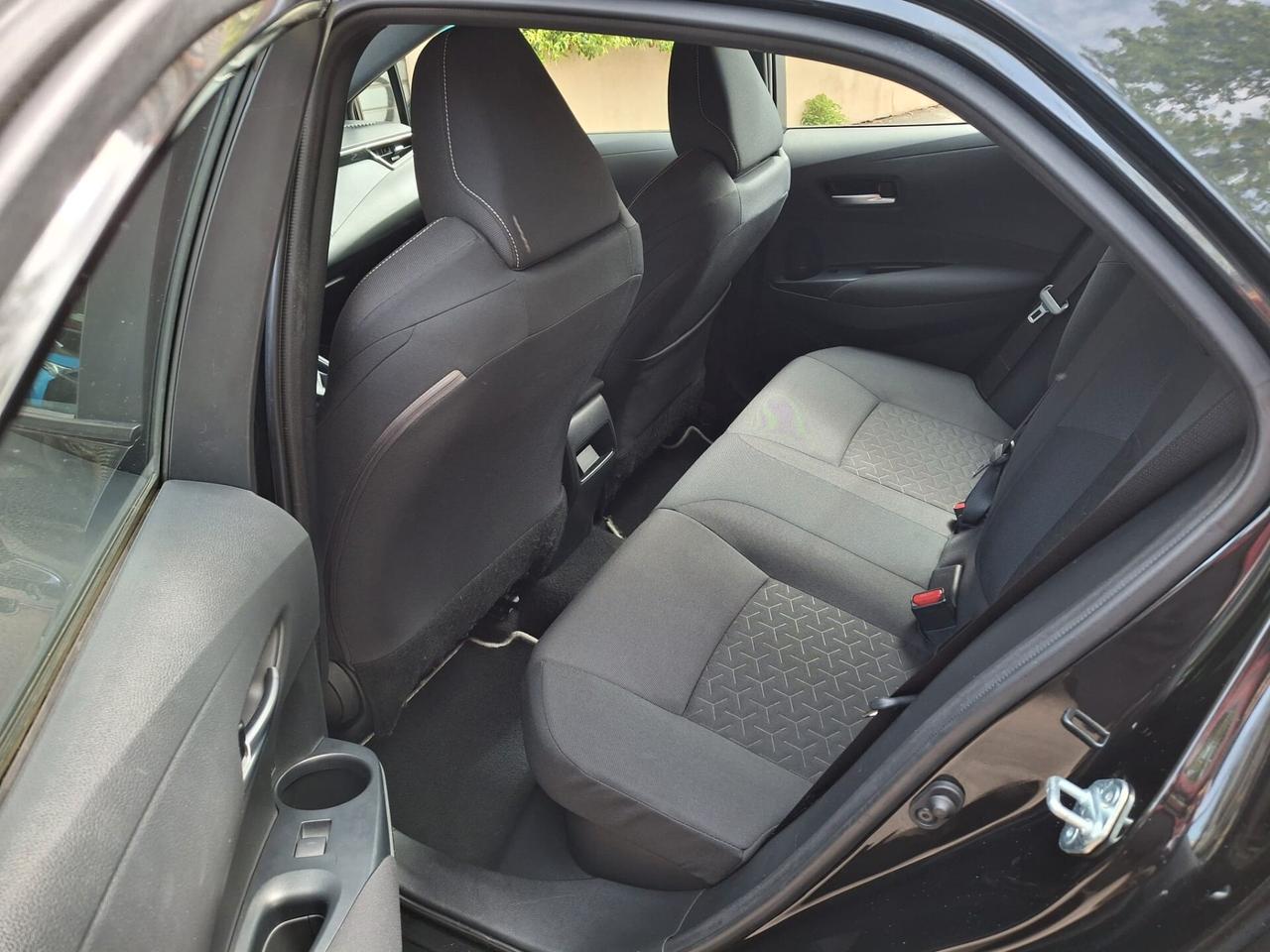 Toyota Corolla 1.8 Hybrid