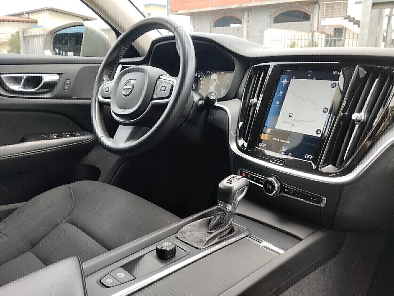 VOLVO V60 S.W. 2.0 TDI 150cv D3 Geartronic Business Plus