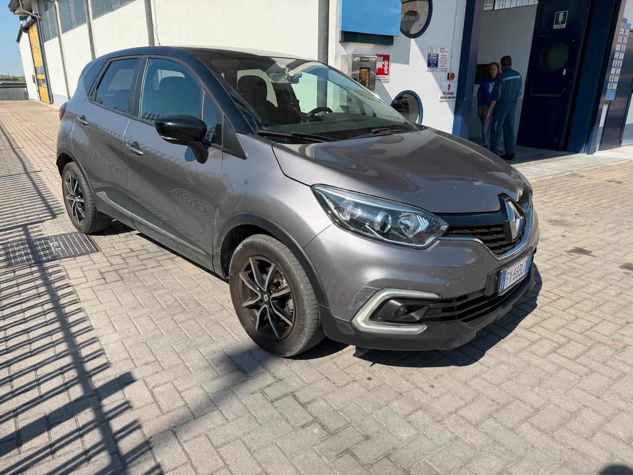 Renault Captur dCi 8V 90 CV EDC Sport Edition