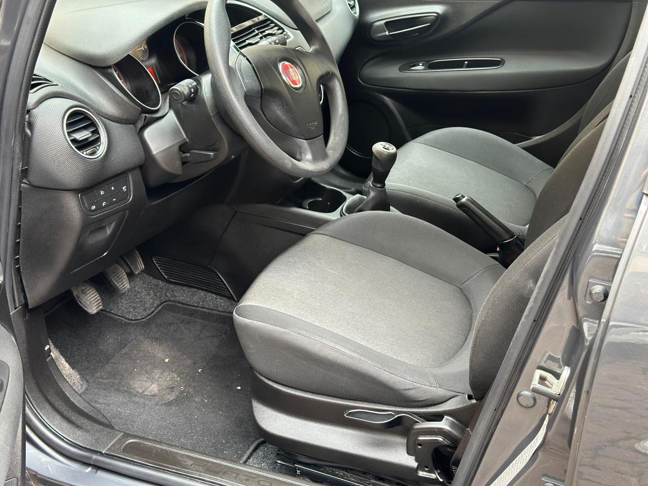 Fiat Punto 1.3 MJT II 75 CV 5 porte OK neopatentati