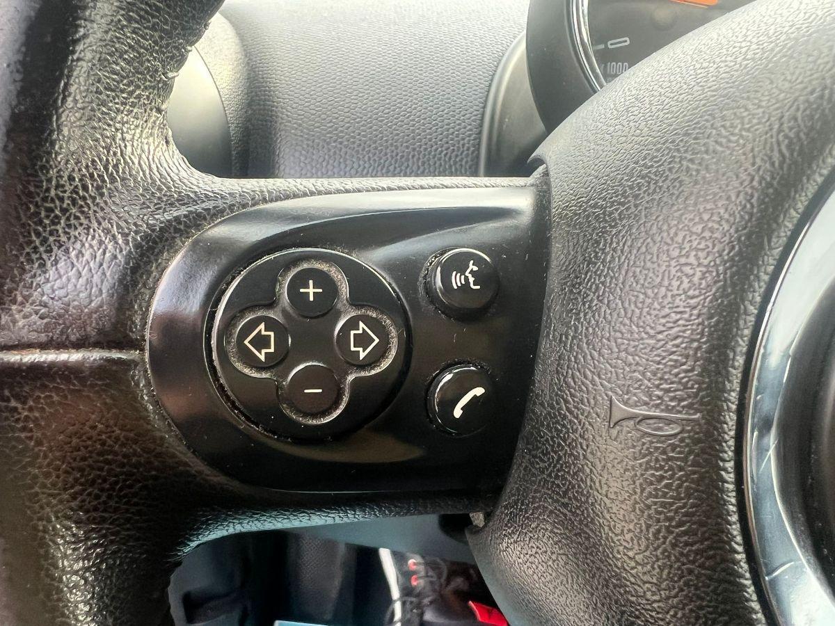 MINI - Countryman - One D