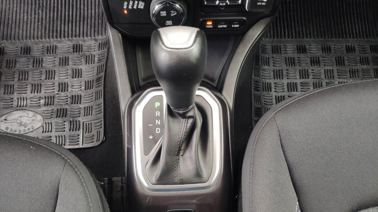 Jeep Renegade 1.3 T4 240CV PHEV 4xe AT6 S