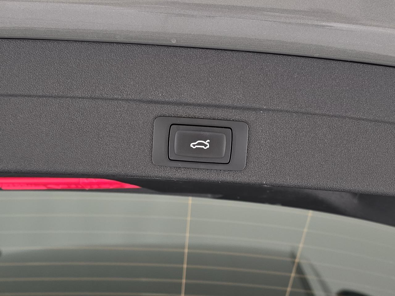 Audi A5 avant 2.0 tdi mhev+ business 204cv s-tronic