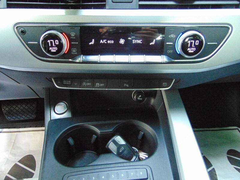 AUDI A4 5ª serie A4 2.0 TDI 150 CV S tronic Bu...