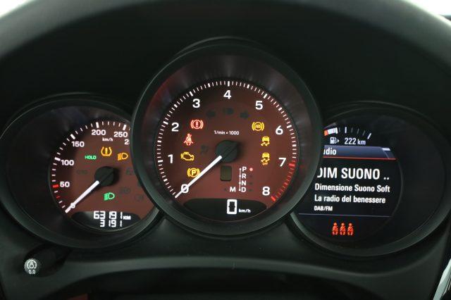 PORSCHE Macan Macan 2.0