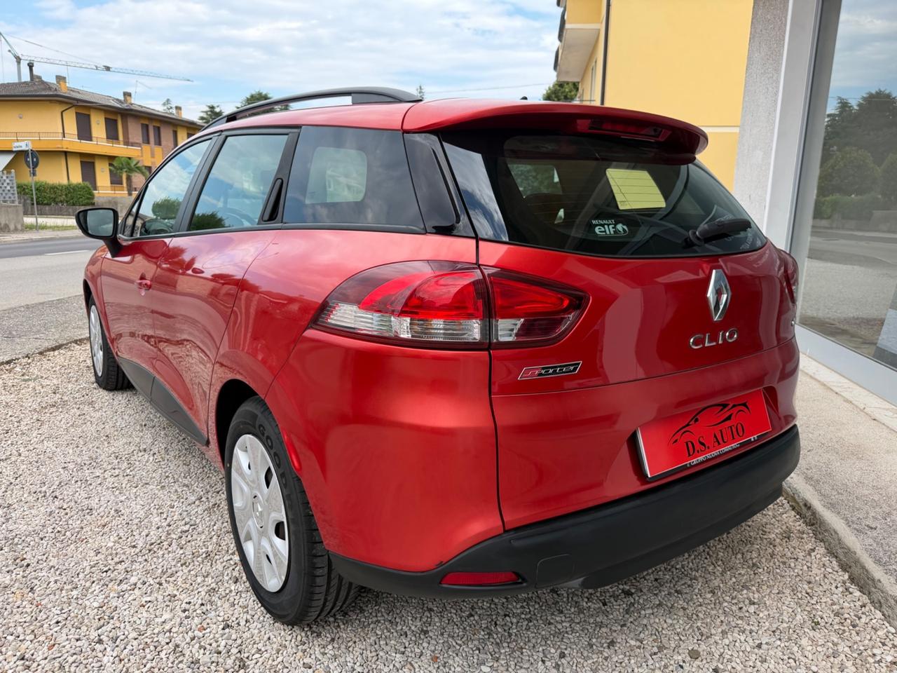 Renault Clio Sporter 1.5 dCi 8V 75CV Costume National