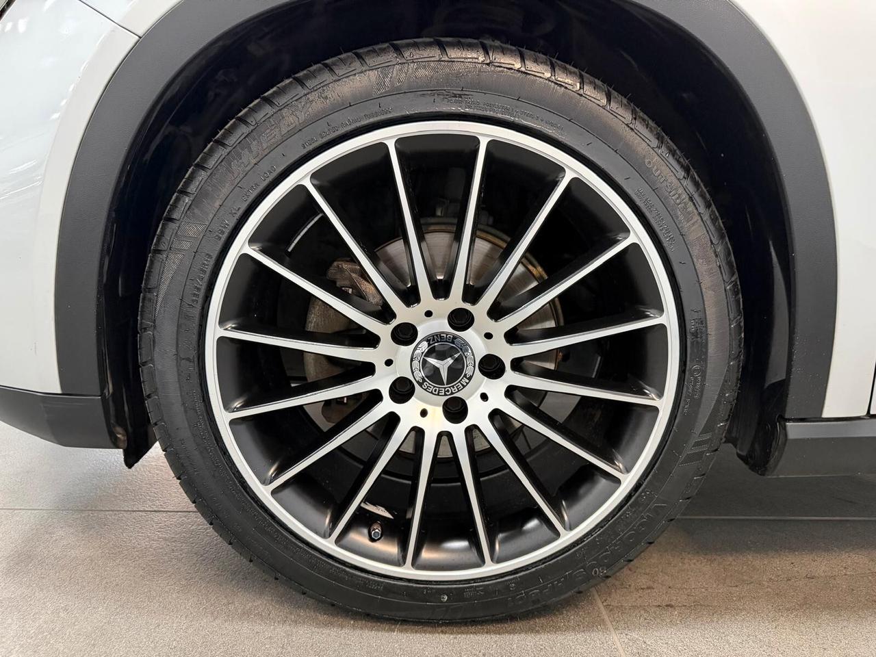 Mercedes Benz GLA 200 d Automatic Sport